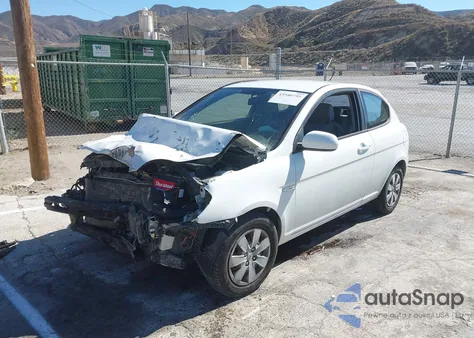 2010 Hyundai Accent Gs z USA, uszkodzony, nr VIN KMHCM3AC4AU185476